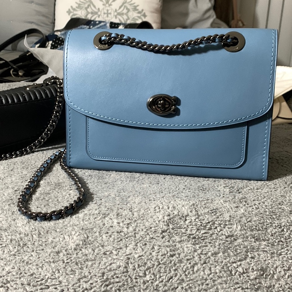 Sold Coach parker in slate 💙